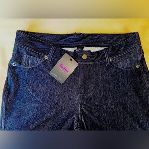 MWT - Stylish Dark Blue Stretch Low-Rise Legging Like Capris for Women M/L